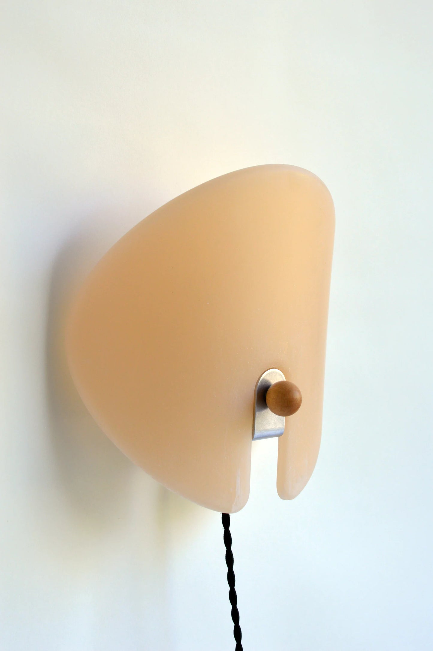 Saddle Sconce - Beige