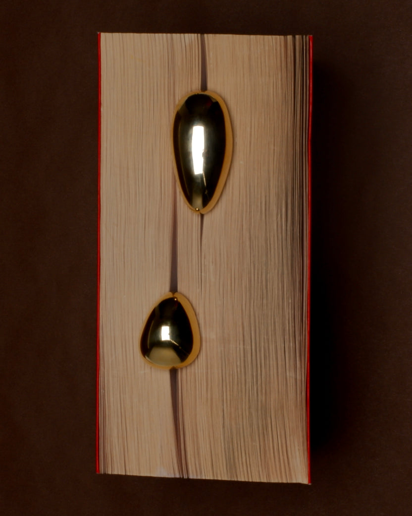MOMI BOOKMARK NO. 1 by Maha Alavi